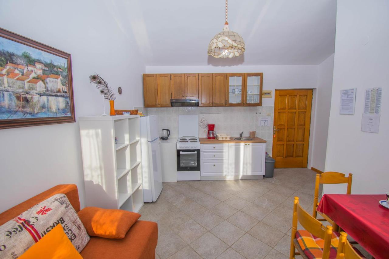 Holiday House Punta Blue & Orange 5M From The Sea, Island Cres Punta Križa 外观 照片