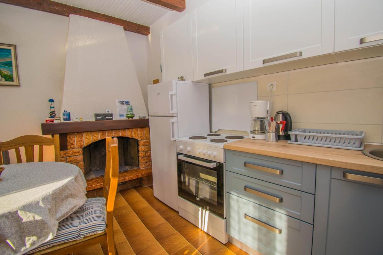 Holiday House Punta Blue & Orange 5M From The Sea, Island Cres Punta Križa 外观 照片